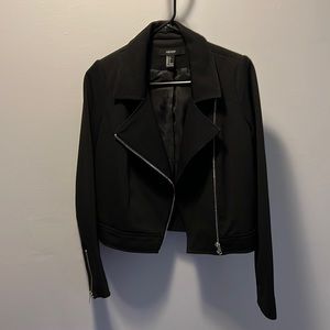 Women’s Small Forever 21 jacket black with zippers
